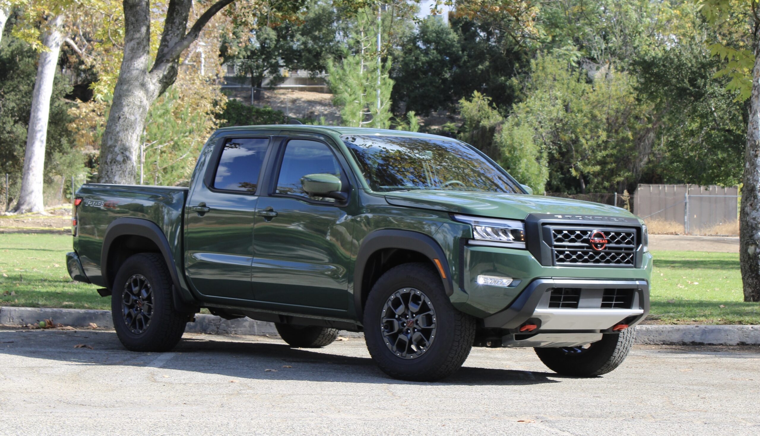 2022 Nissan Frontier Review: Better Where It Counts